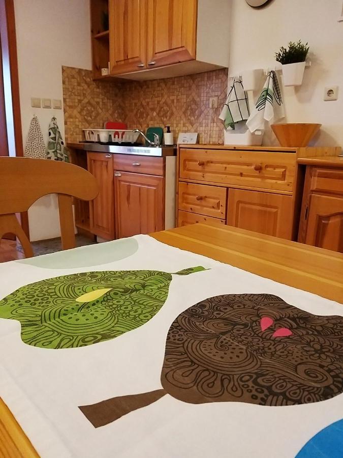 Guesthouse Pri Cebelici Lukovica pri Domžalah Extérieur photo